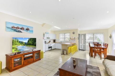 Annes Beach Getaway - Hotel Accommodation 2