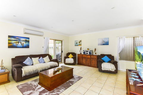 Annes Beach Getaway - Hotel Accommodation 5