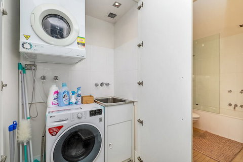 Furnished Apartment Walk To Bondi Beach - Hotel Accommodation 1