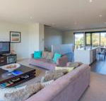 Five Shell - Hotel Accommodation