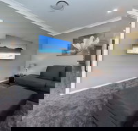 Tomaree Road 19 The Cottage - Hotel Accommodation