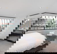 Melbourne Holiday Apartments Williamstown - Hotel Accommodation