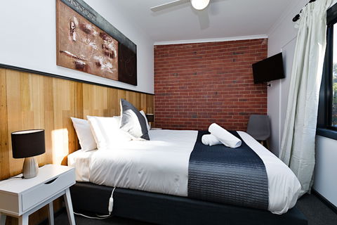 Gardenview Lodge Motel - Hotel Accommodation 5