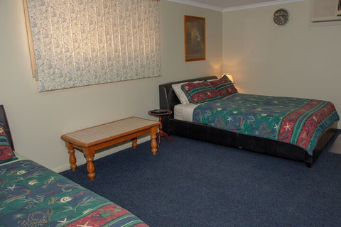 Chrissie's Dongara - Pet Friendly - Hotel Accommodation 4