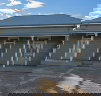 The Pambula Cottage - Hotel Accommodation