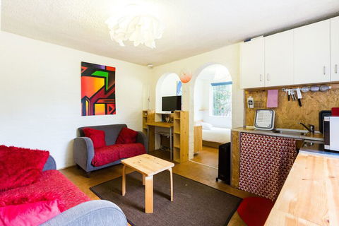 REID, Fitzroy Studio Apartment - Hotel Accommodation 2