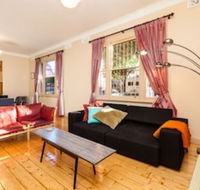 MADELINE 1BDR Fitzroy Apartment - Hotel Accommodation