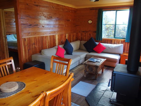 Cradle Mountain Highlanders Cottages - Hotel Accommodation 3