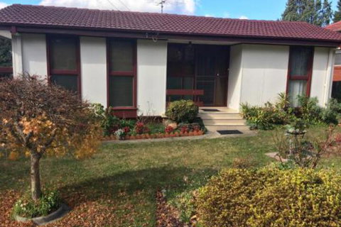 Three Sisters Garden Cottage - Hotel Accommodation 6