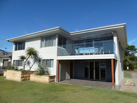 NRMA Woodgate Beach Holiday Park - Hotel Accommodation 1