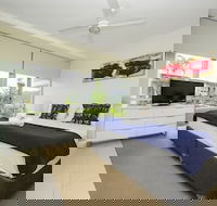 1 Bright Point Apartment 1208 - Hotel Accommodation