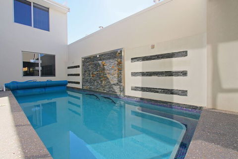 Ambar Villa - Hotel Accommodation 5