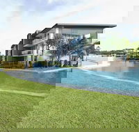 Blue on Blue Apartment 812 - Hotel Accommodation