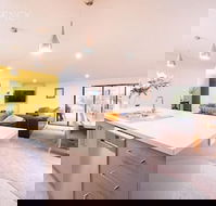 Euphoria House - Hotel Accommodation