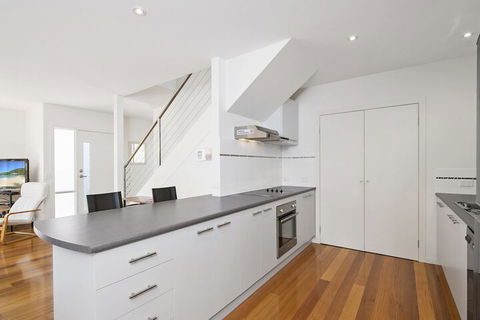 Bask At The Glade - Rejuvenate Stays - Hotel Accommodation 3