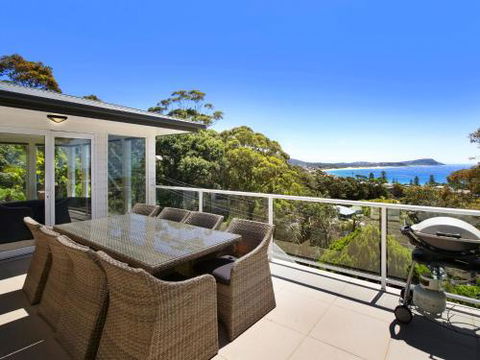 Ocean Breeze 41 Kurrawyba Avenue Terrigal - Hotel Accommodation 3