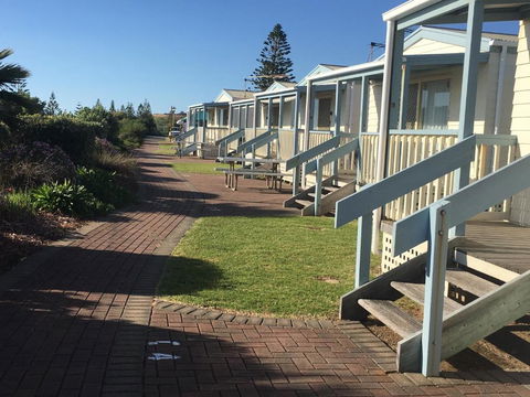 Christies Beach Tourist Park - Hotel Accommodation 3