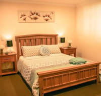 Oak Tree Cottage - Mundaring - Hotel Accommodation