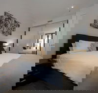 Accommodate Canberra - Manhattan - Hotel Accommodation