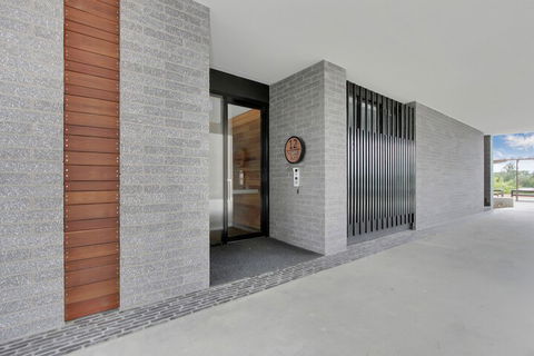 Accommodate Canberra - The Pier - Hotel Accommodation 1