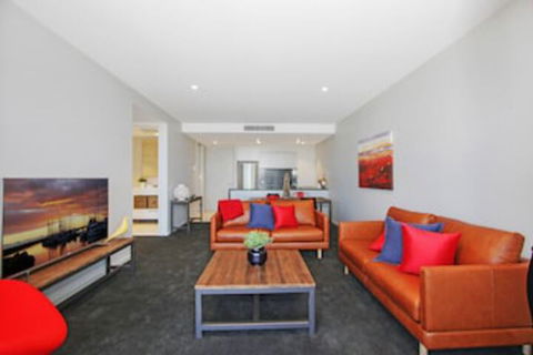 Accommodate Canberra - The Pier - Hotel Accommodation 0