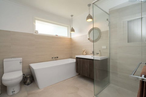 Xanadu Shores - Hotel Accommodation 4