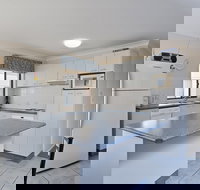 The Breakers 16B Government Road - Hotel Accommodation