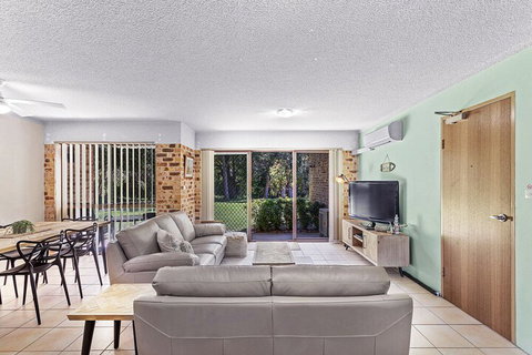 Grevillia, Bay Parklands, Unit 38/2 Gowrie Avenue - Hotel Accommodation 2