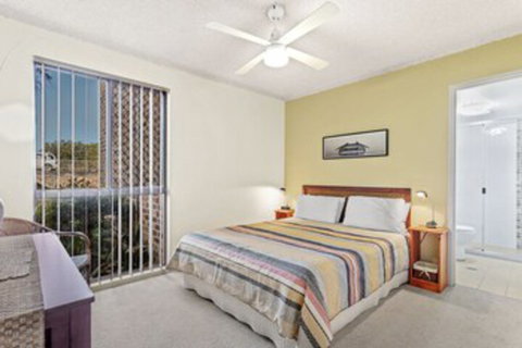 Grevillia, Bay Parklands, Unit 38/2 Gowrie Avenue - Hotel Accommodation 0