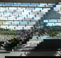 Wallaroo Marina Apartments - Hotel Accommodation