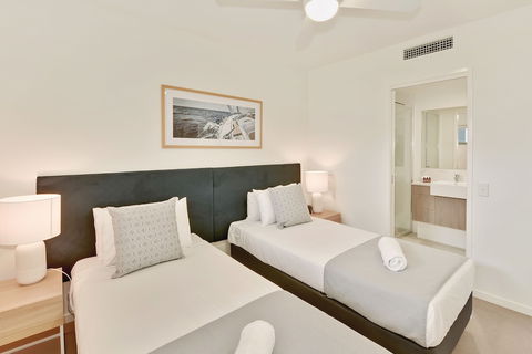 Direct Hotels - Aquarius Kawana - Hotel Accommodation 4