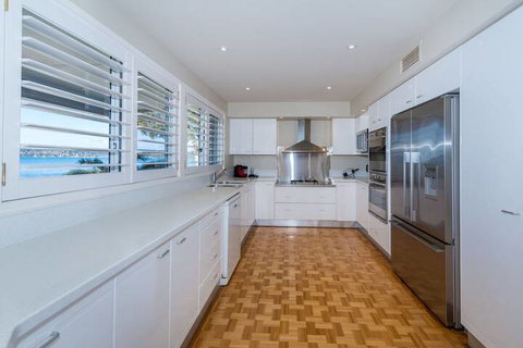 Waterfront Wonderland Foreshore Drive 41 - Hotel Accommodation 4