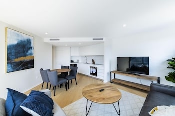 Accommodate Canberra - Northshore - Hotel Accommodation 5