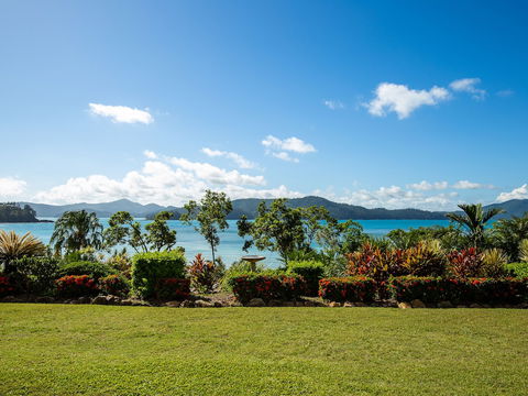 Lagoon 003 On Hamilton Island - Hotel Accommodation 0
