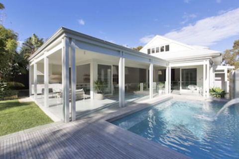 A PERFECT STAY - Coonanga Beach House - Hotel Accommodation 0