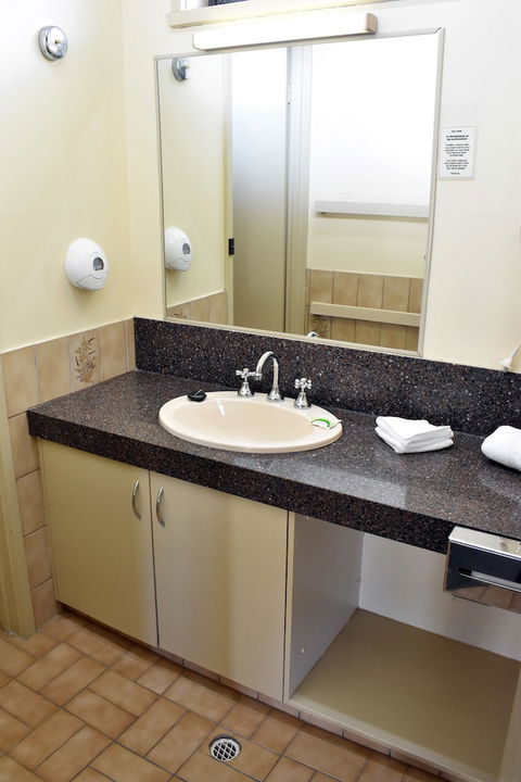 River Motel - Hotel Accommodation 5