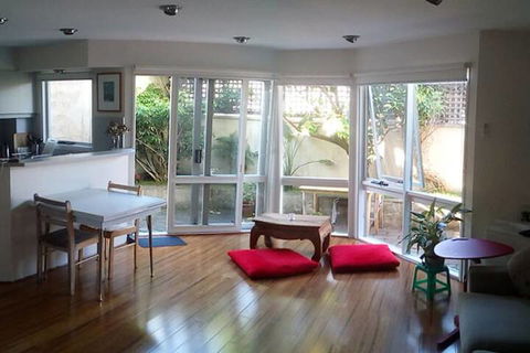 Charles Rooms Guesthouse - Hotel Accommodation 2