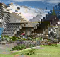 Coragulac House Cottages - Hotel Accommodation