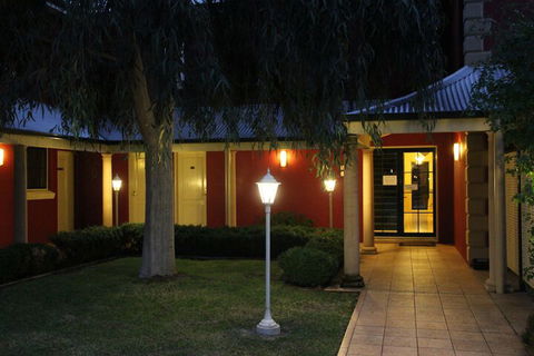 The Lawson Riverside Suites - Hotel Accommodation 4