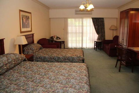 The Lawson Riverside Suites - Hotel Accommodation 6