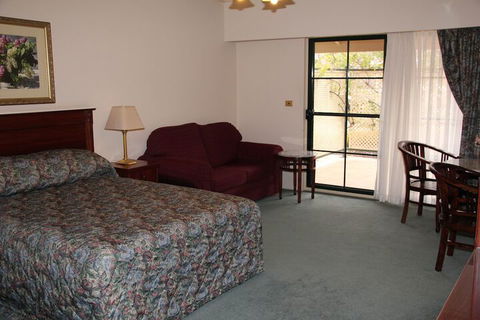 The Lawson Riverside Suites - Hotel Accommodation 7