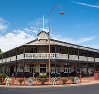 Castlereagh Hotel - Hotel Accommodation