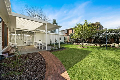 Frangipani House - Hotel Accommodation 2