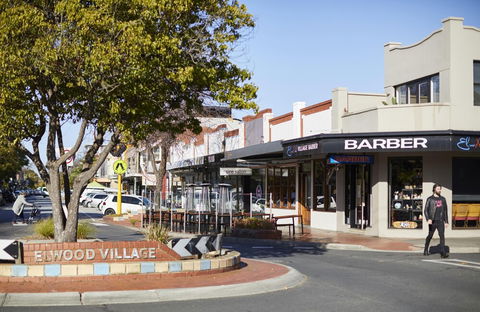 Elwood Seaside 2 Bed Retreat - Hotel Accommodation 1