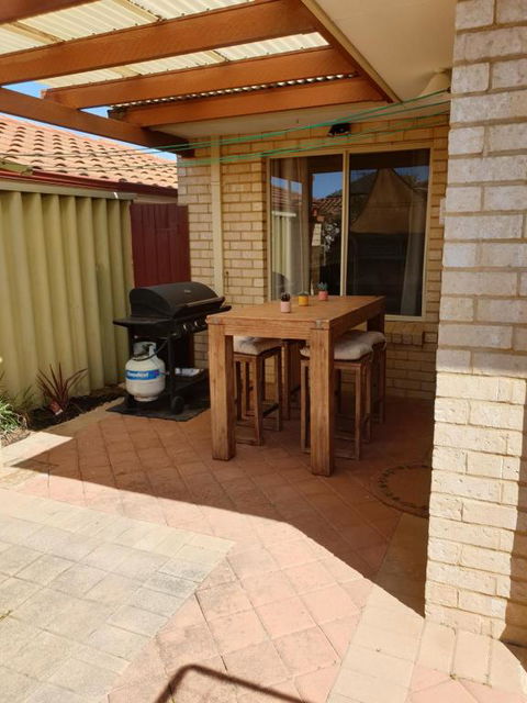 Beachside Retreat - Hotel Accommodation 6