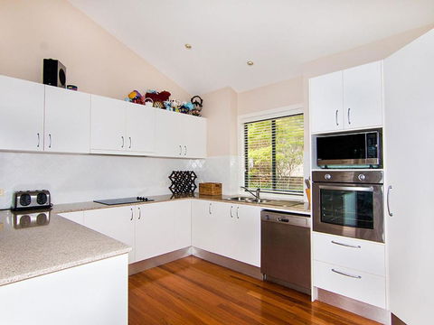 A Yarraangunthi - Hotel Accommodation 6
