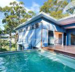 Akama - Hotel Accommodation