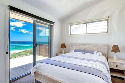 Blueys Bliss 1 - Hotel Accommodation 4