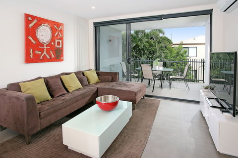 Back Of The Block Bulimba - Hotel Accommodation 4