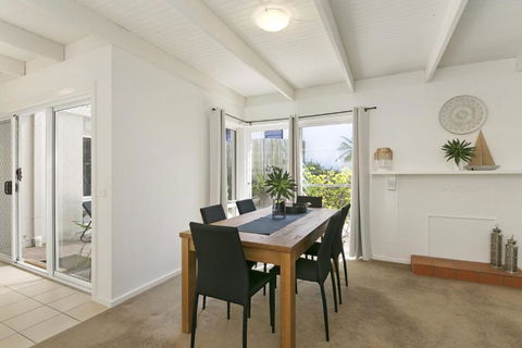 Mysa Anglesea Sleeps 7 WiFi Netflix Cafes Shops - Hotel Accommodation 5